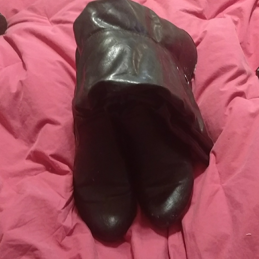 Calf high black boots